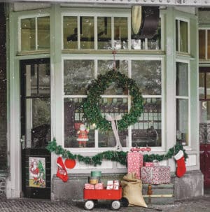 Christmas Wreaths Un-Lit