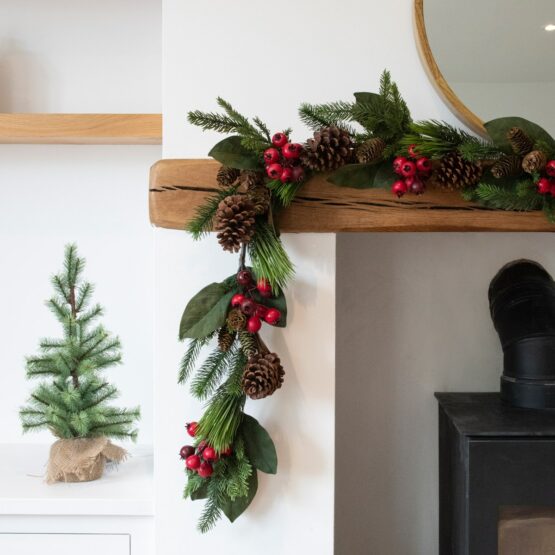 5ft Ryhall Berry Christmas Garland - Christmas Garlands For Sale Dublin