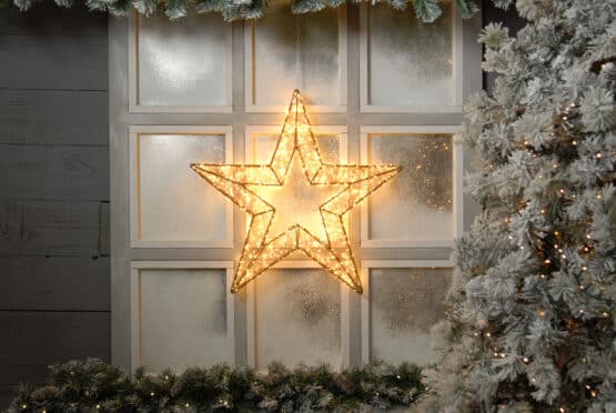 Light Up Dew Drop Star - Warm White Festive - Christmasland