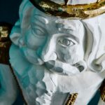 Magnesia Nutcracker White and Gold Head