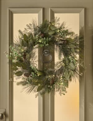 26" Mistletoe Pine Pre-Lit Wreath