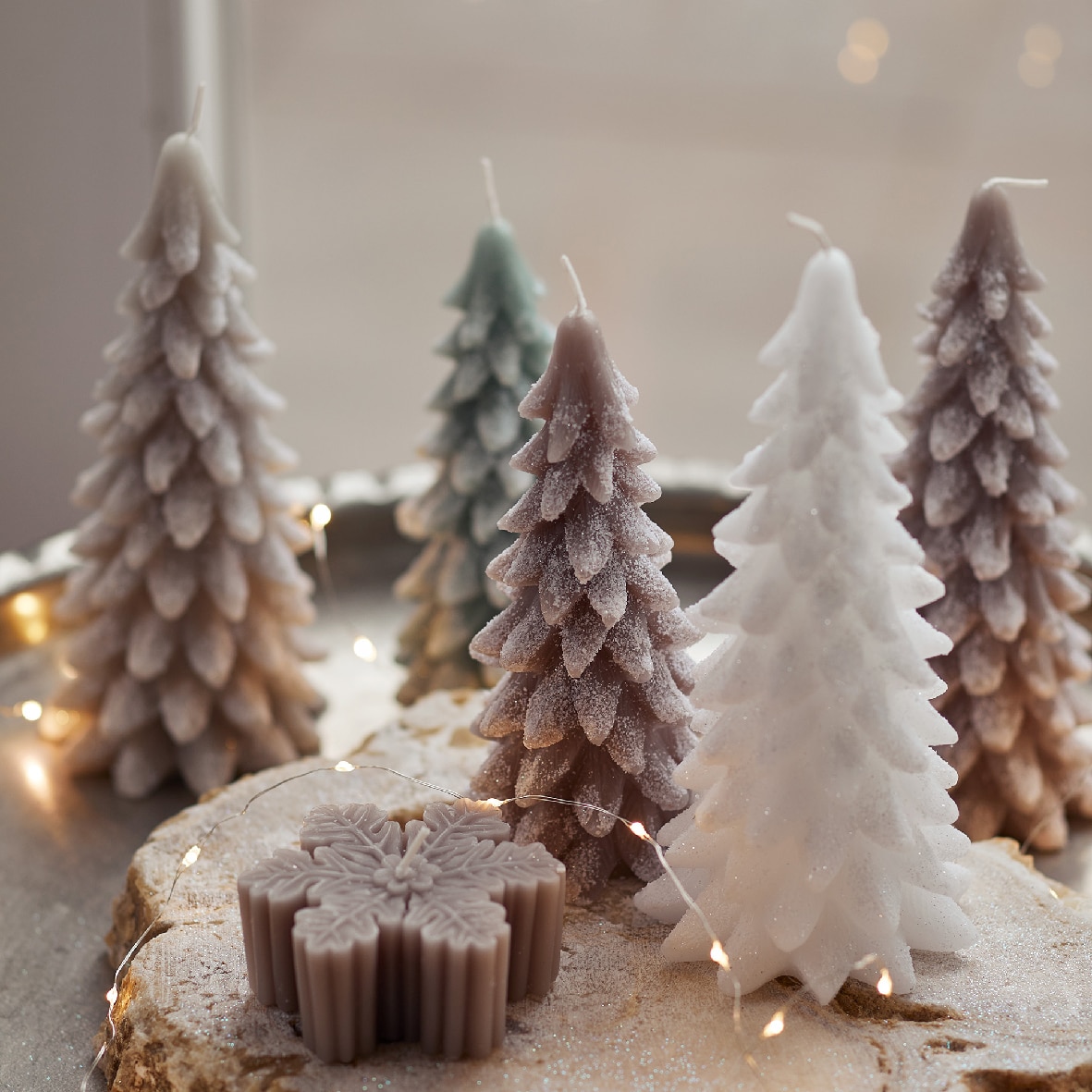 16.5cm Candle Wax Snow