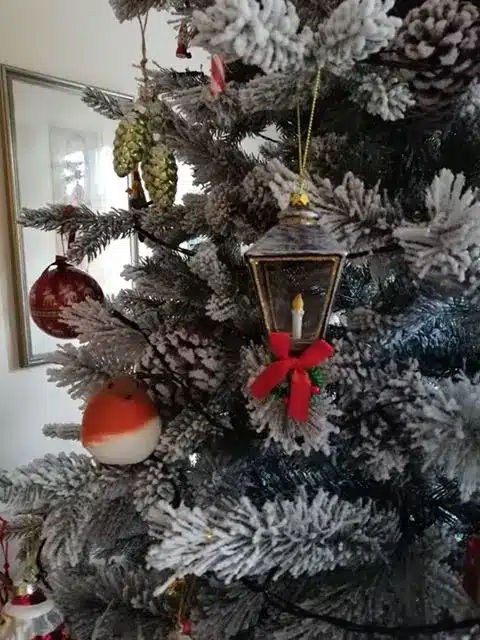 Snowy Waterford Pine Artificial Christmas Tree Tips - Christmas Trees For Sale Dublin