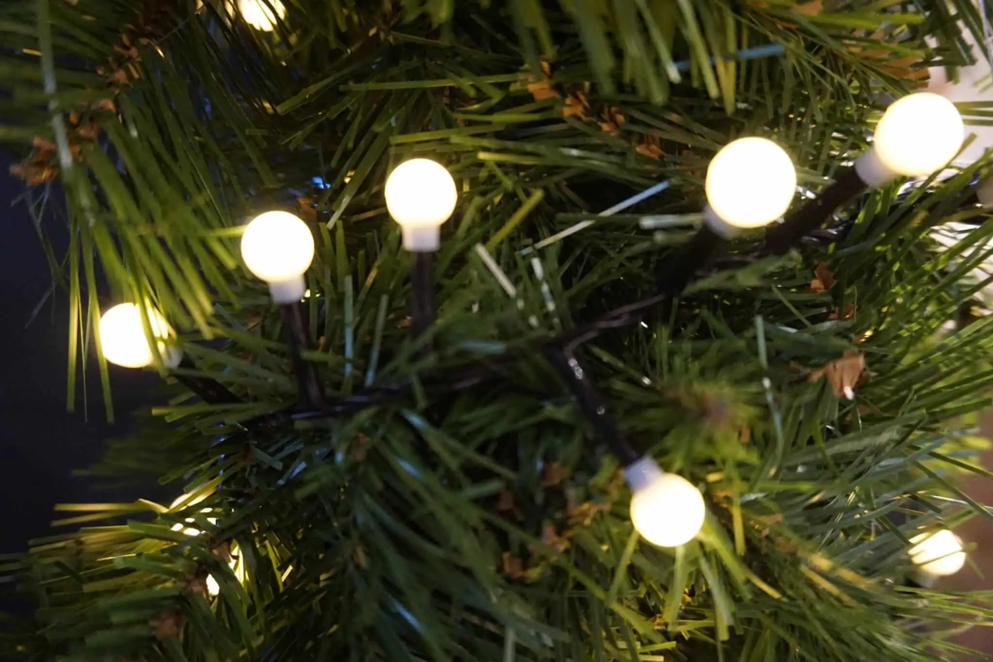 LED Warm White Compact Berry Lights - Christmas Lights For Sale Dublin